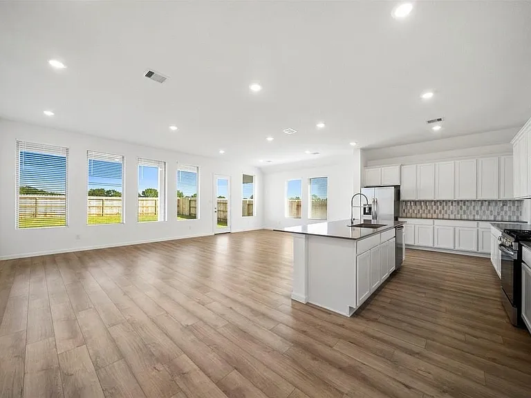 2515 Olivine Stone Dr — Photo 6