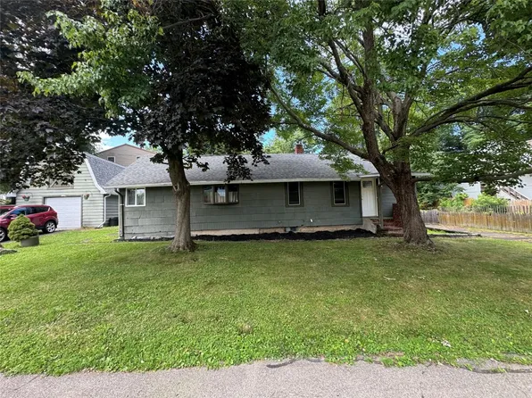 720 Grant St, Endicott, NY 13760