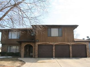 302 Starling Ct A #A, Bloomingdale, IL 60108