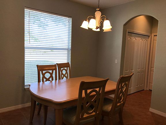 3rd image of 2386 Pecan Dr