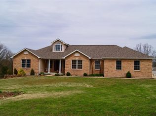 2801 Plattin View Dr, Festus, MO 63028