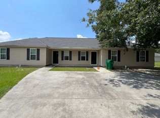 1819 Hazel Dr., Valdosta, GA 31602