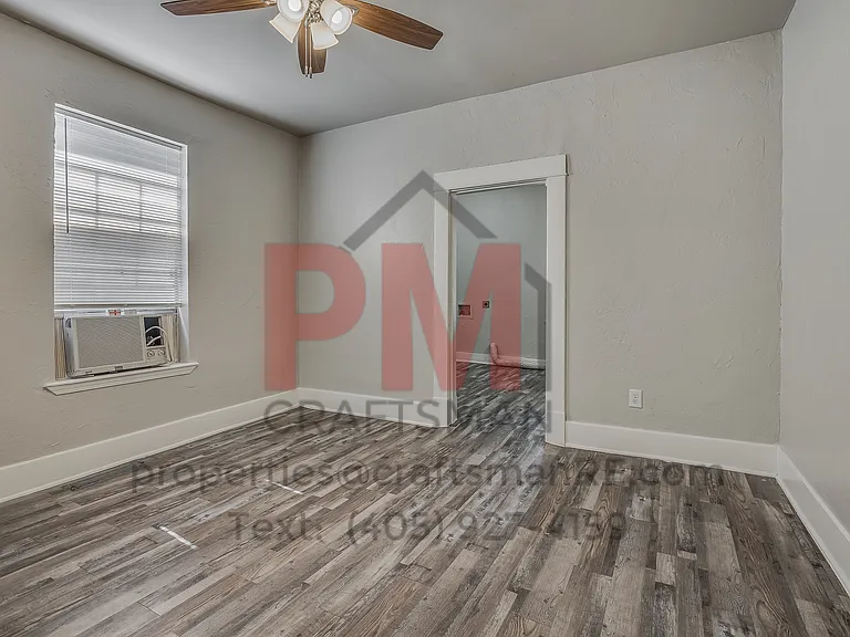 1226 NW 8th St — Photo 20
