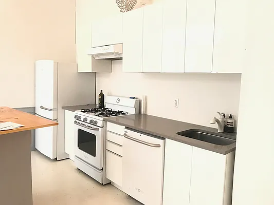 Rented by Owen C Wright, LREB | media 27
