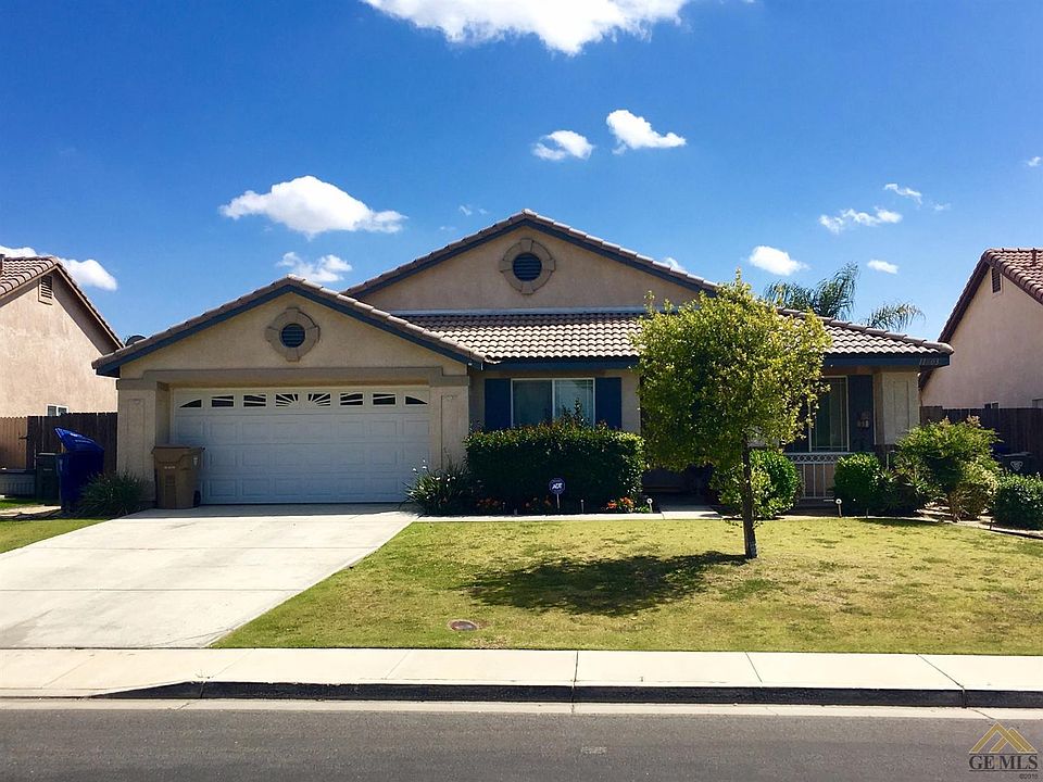 2nd image of 11803 Copernicus Ave