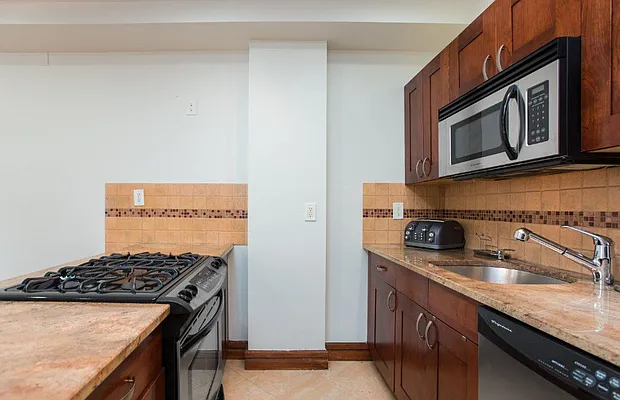Sold by WorldWide Homes, Inc. | media 14