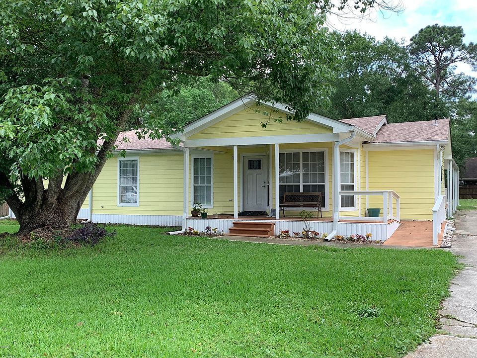 1st image of 3922 Palmetto Ave