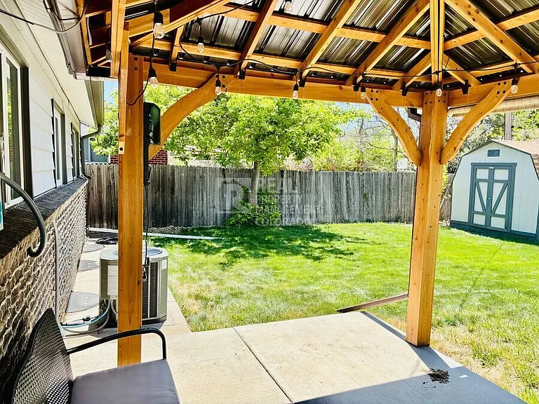 9301 Julian Way — Photo 13