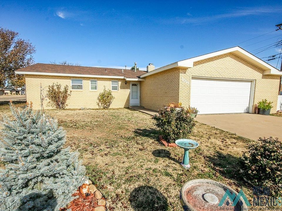 1st image of 1004 W Yucca Ave