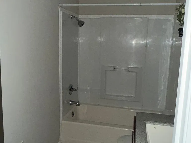 133 Hogan Rd — Photo 11