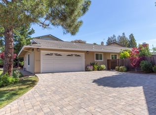 10 Curry Ct, San Carlos, CA 94070