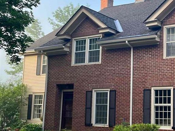 3rd image of 56 Townhouse Way #5