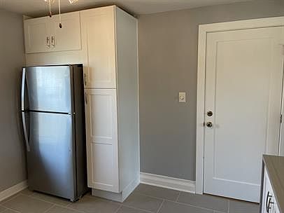 5th image of 1417 E 31st St #1-W