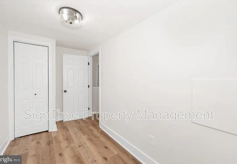 138 E South St — Photo 20