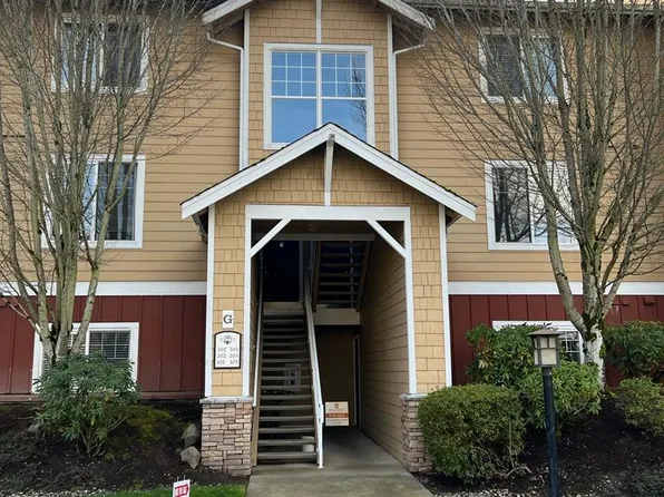 710 240th Way SE #203, Sammamish, WA 98074