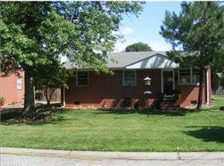 909 Virginia Ave, Virginia Beach, VA 23451