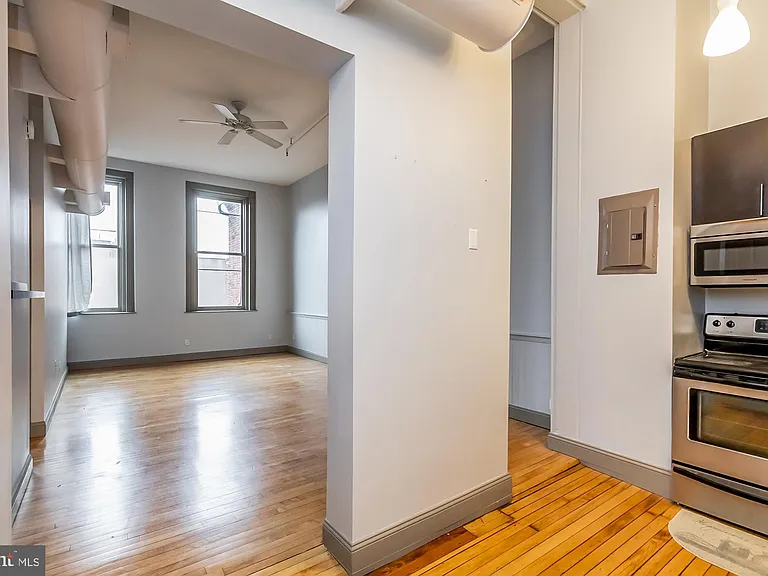 511 S Bond St #307 — Photo 11