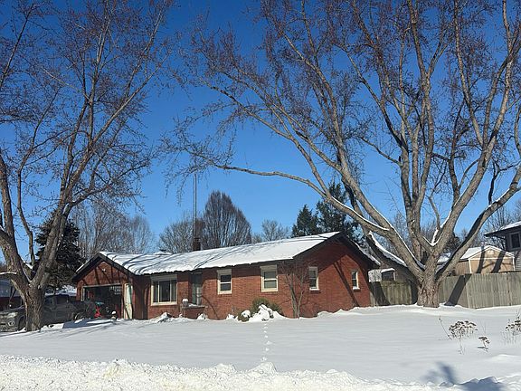 2nd image of 3559 Crestview Rd