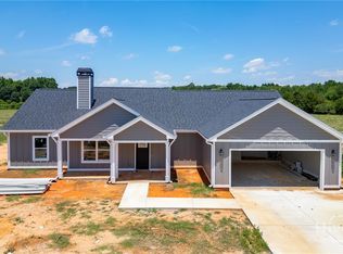 102 Creek Stone Drive #15, Hartwell, GA 30643