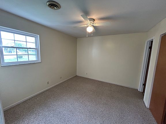 5th image of 2711 Mount Vernon Ave #2711