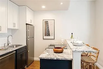 16 Symphony Rd #3 — Photo 3