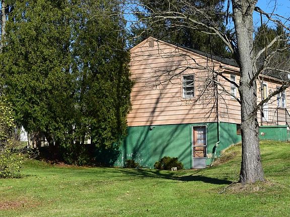 2nd image of 7215 East Pike