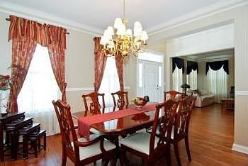3rd image of 1551 Independence Ave