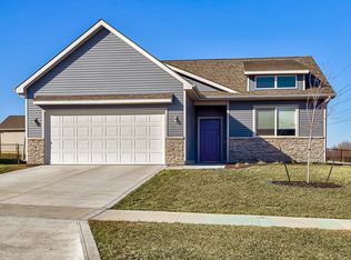 404 W Centennial Dr, Huxley, IA 50124