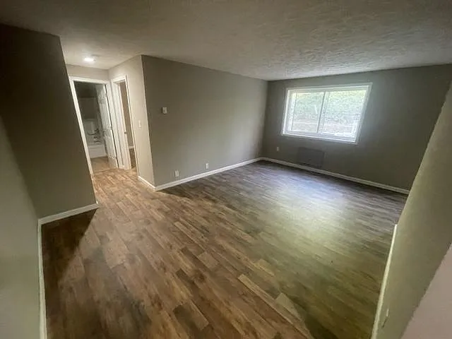 1935 Brookside Dr #105 — Photo 5
