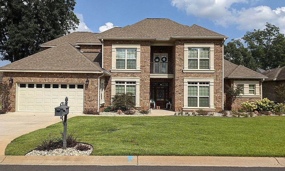 1st image of 309 Cheshire Dr