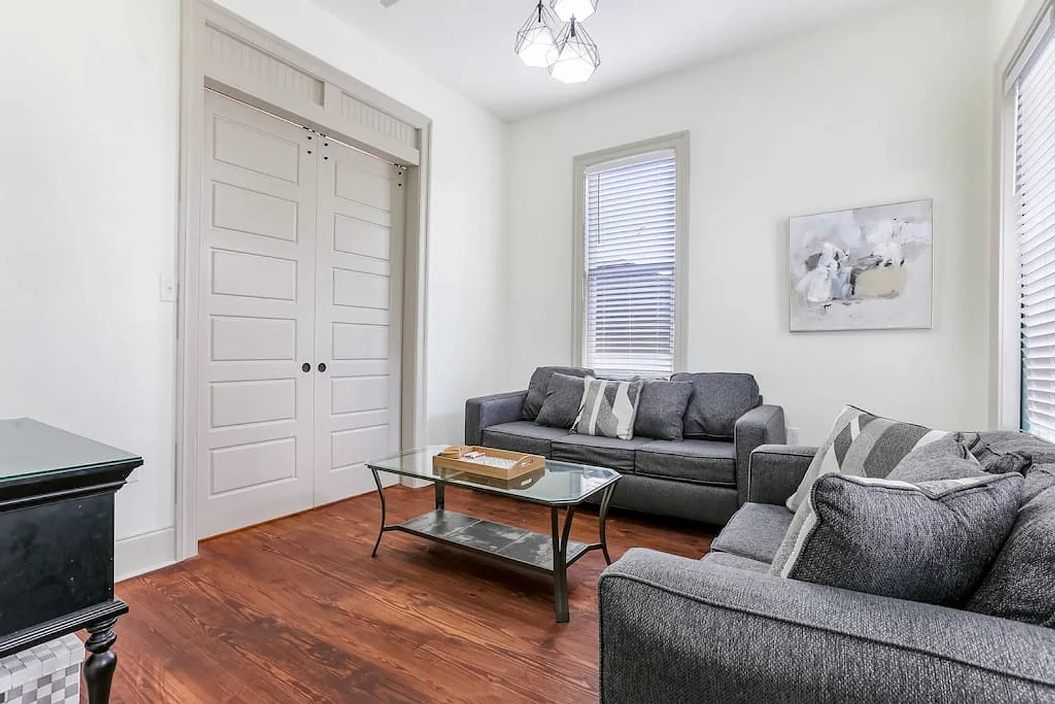 3 bed, 2.0 bath, $2,510 — Photo 2