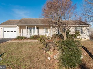 124 Orchid Ave, Falling Waters, WV 25419