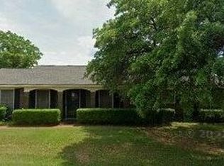4612 Lawnwood Dr, Montgomery, AL 36108