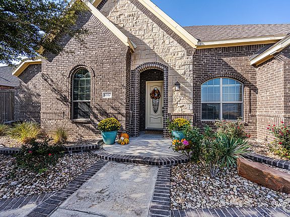 5th image of 6017 Clarewood Dr