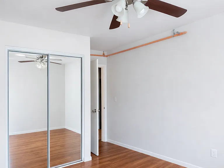 The Denn Apartments — Photo 11