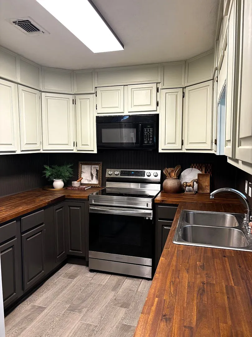 Remodeled Home for Lease! — Photo 4