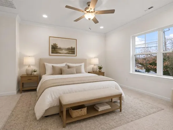 303 Living Water Way, Virginia Beach, VA 23452