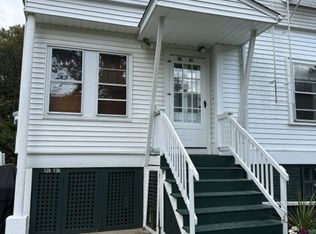 128 Wentworth Ave Floor 1, Warwick, RI 02889