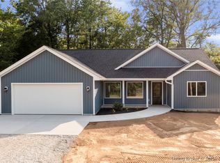 7211 Dave Carr Rd, Charlestown, IN 47111