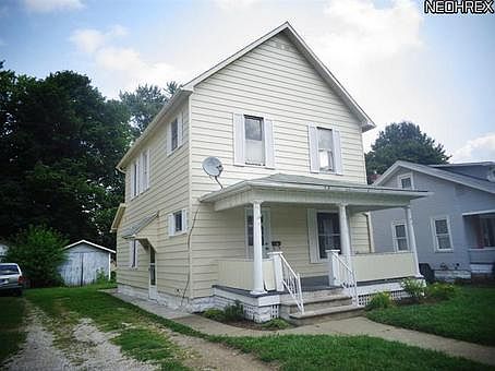 1st image of 239 N Ave NE