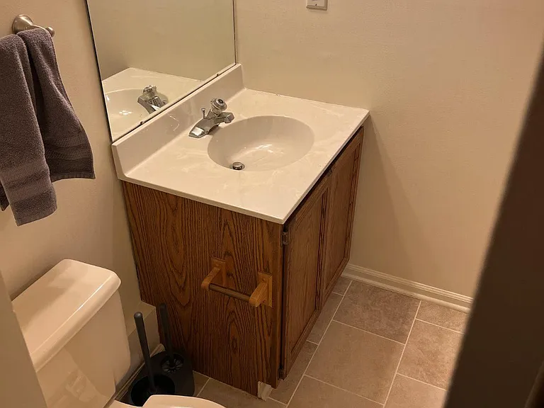 81 Banbury Ct — Photo 2