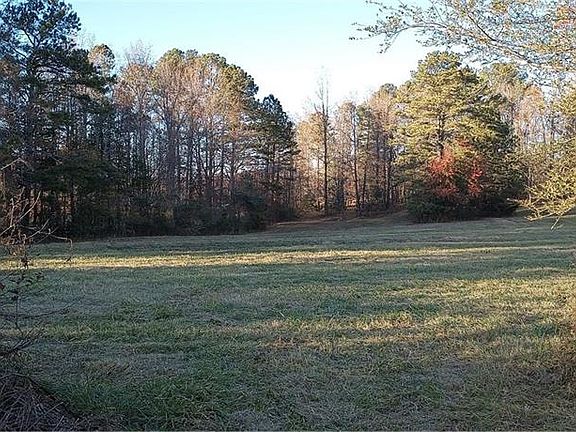 5th image of 810 Nix Rd