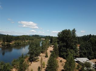 2333 Larsen Ln SW, Castle Rock, WA 98611