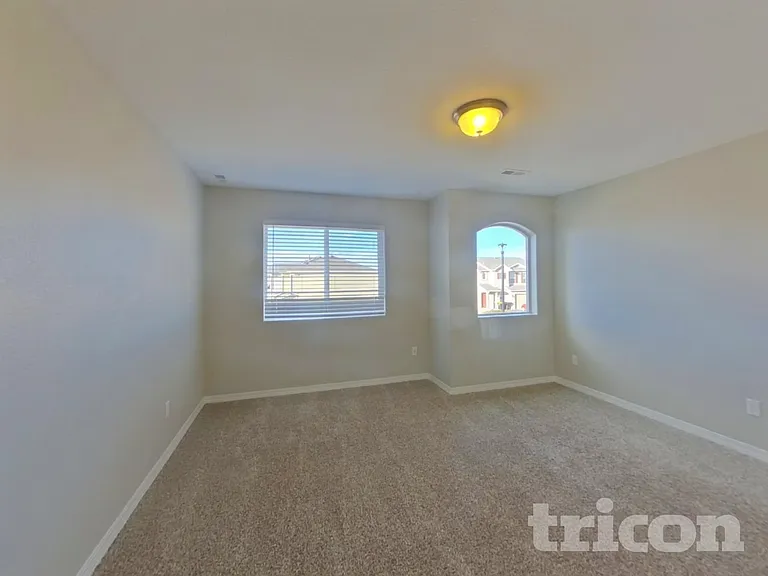 7407 Benecia Dr — Photo 3