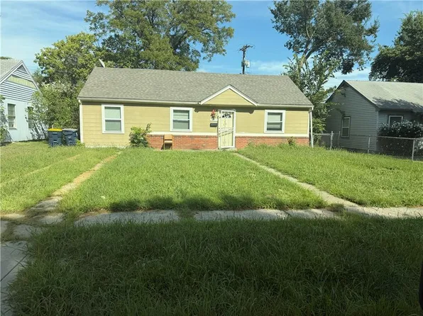 8037 Wabash Ave, Kansas City, MO 64132