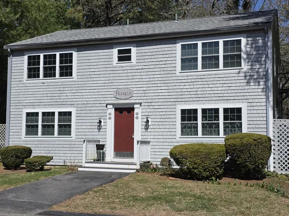 3040 Falmouth Rd APT F3, Osterville, MA 02655