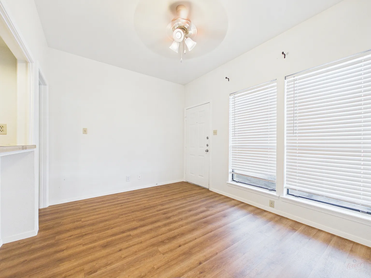 3000 Guadalupe St Apt 110 — Photo 2