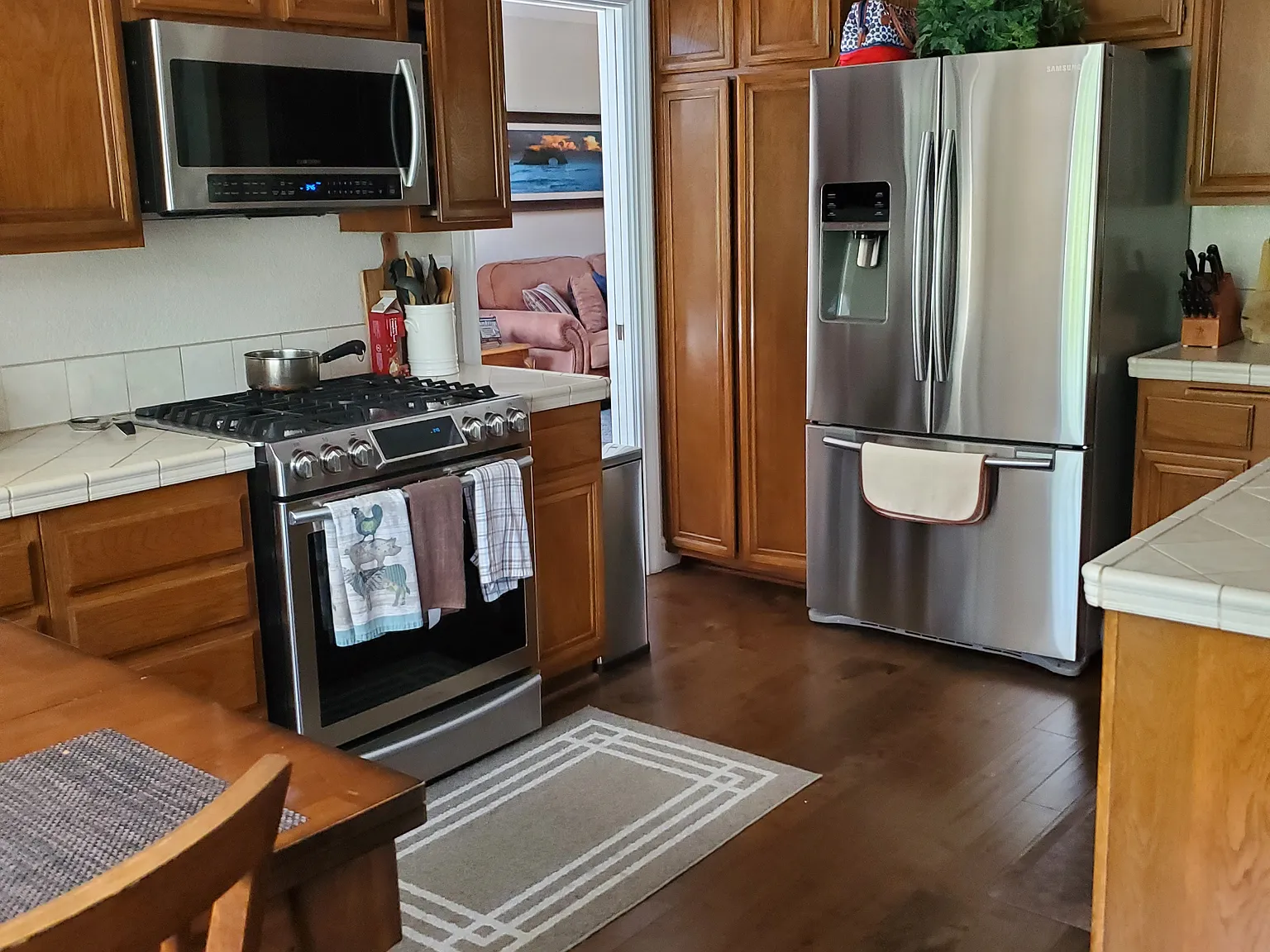 4 bed, 2531 sqft, $1,300 — Photo 3