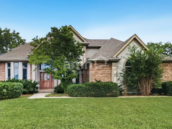 25002 W Nicklaus Way, Antioch, IL 60002