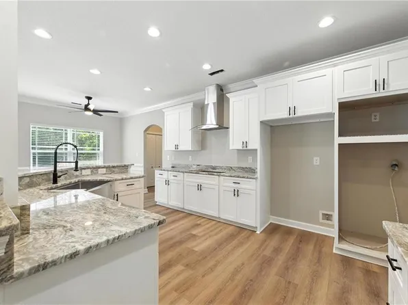 117 Pescara Ln, Newport News, VA 23601